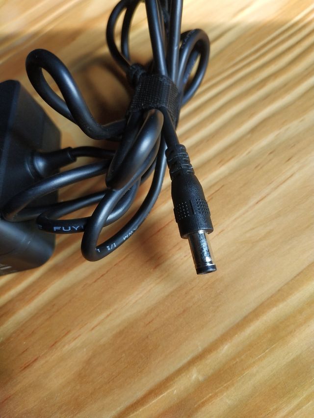 Cargador portatil 65w