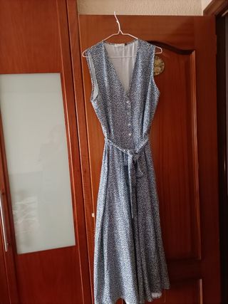 Mono azul petróleo con pintas
