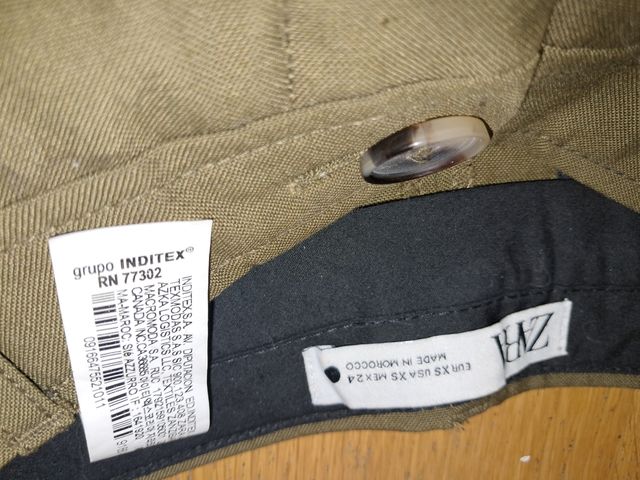 Pantalón verde Zara