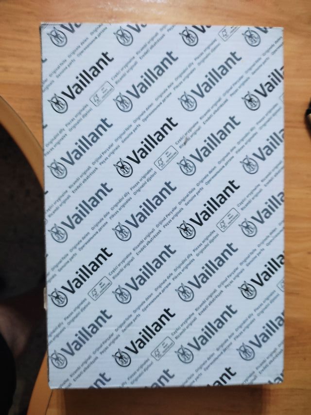 Placa principal caldera Vaillant Ecotec Plus.