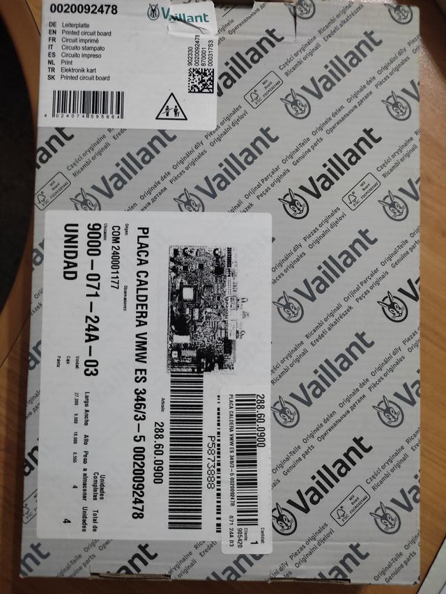 Placa principal caldera Vaillant Ecotec Plus.