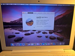 MacBook Blanco de 13 pulgadas (2010)