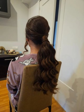 Peluquería y maquillaje