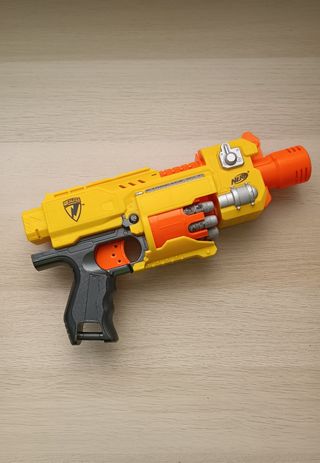 Pistola Nerf Semiautomática 