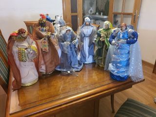 Figuras y Reyes magos artesanía nuevo