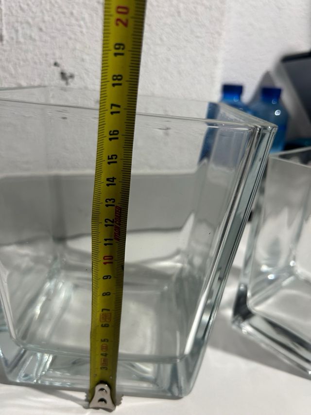 Jarton florero de cristal y regalo cenicero