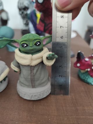 Baby Yoda miniatura