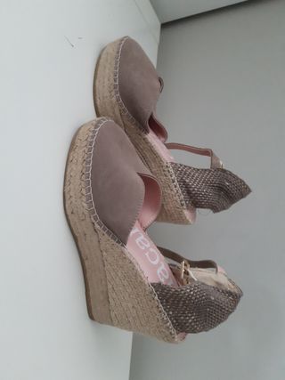 Alpargatas cuña Macarena