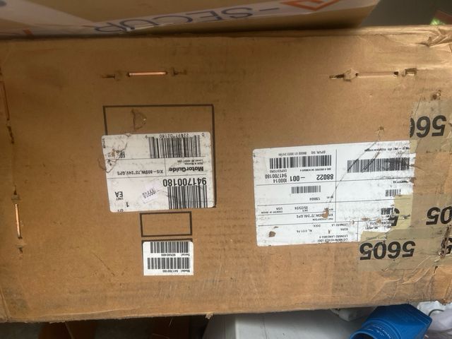 Motorguis xi5 72 pulgadas 80 lb con bateria litio