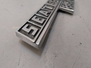 ANAGRAMA SEAT 850 SPIDER SPORT LOGO EMBLEMA SIMBOL