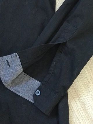 Camisa negra