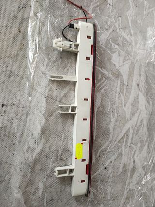 🟢TERCERA LUZ FRENO NISSAN MICRA CABRIO