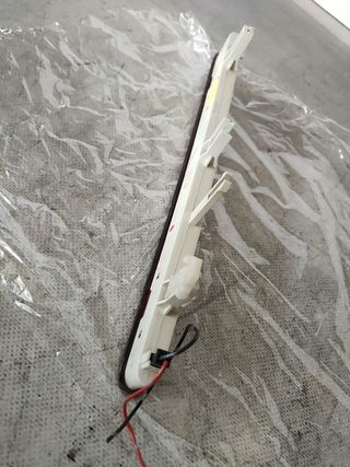 🟢TERCERA LUZ FRENO NISSAN MICRA CABRIO