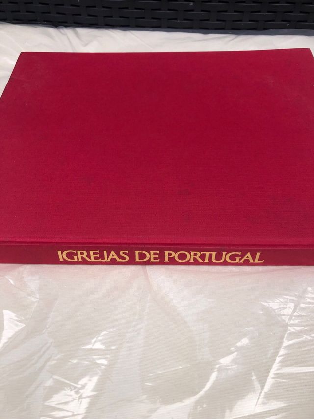 Livro Igrejas de Portugal Carlos de Azevedo
