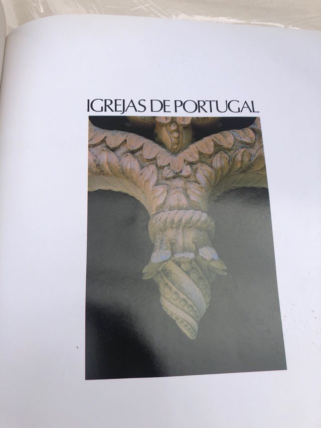 Livro Igrejas de Portugal Carlos de Azevedo