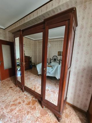 Armadio 3 ante a specchio