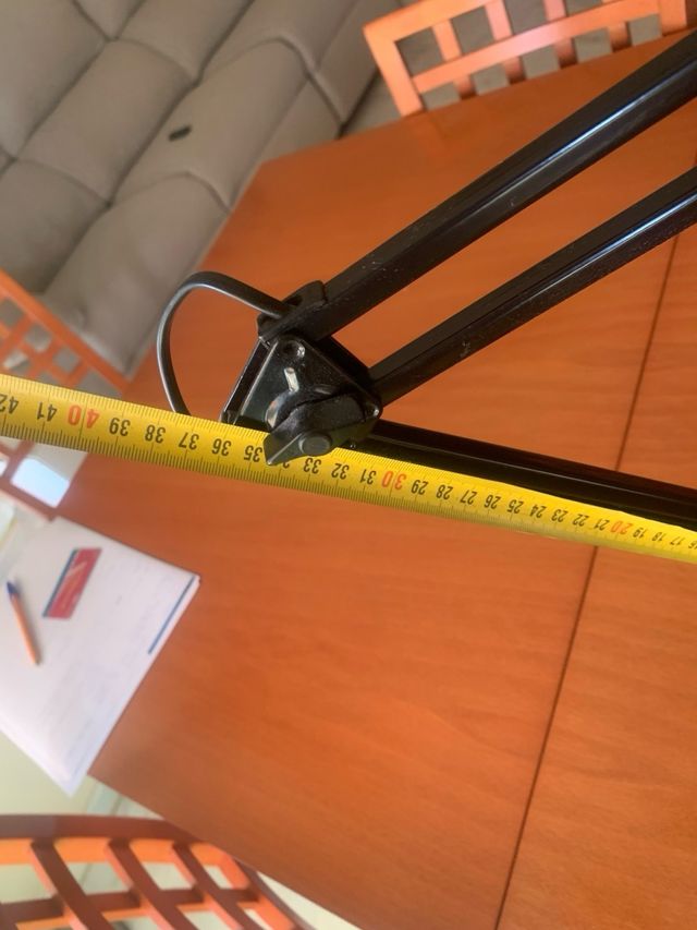 Lampara sobremesa con peana