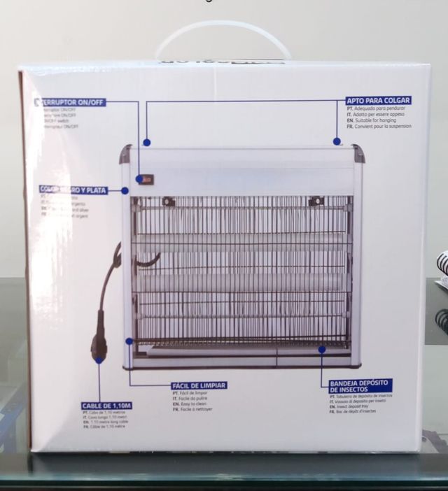 Lámpara anti insectos