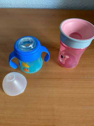 Vaso de aprendizaje y biberon de agua