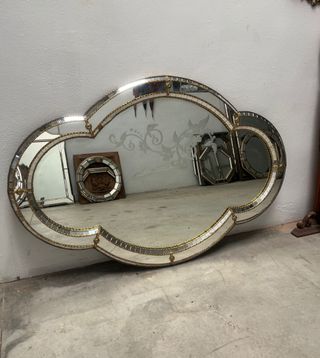 Espejo con forma de nube