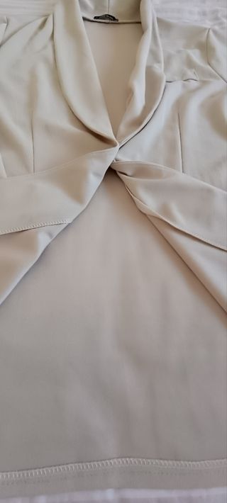 Traje chaqueta elástico beige