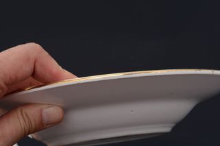 Plato vintage La Cartuja de Sevilla escena caza