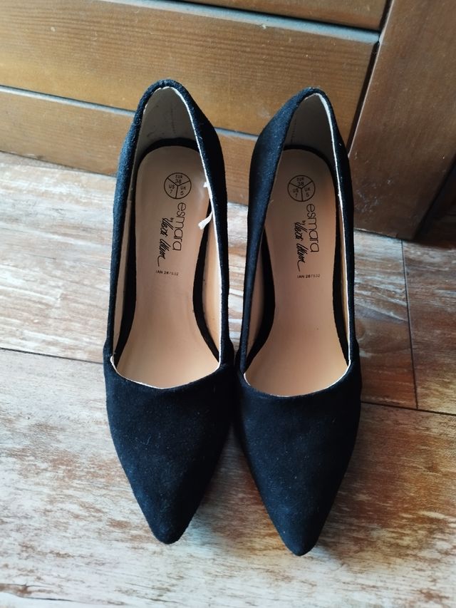 Décolleté scamosciate