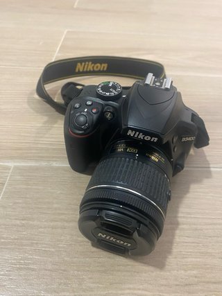 Nikon D3400 18-55 + 50 + 35mm + cargador + mochila