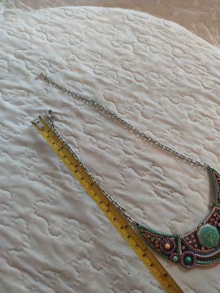 Collar colgante piedras 