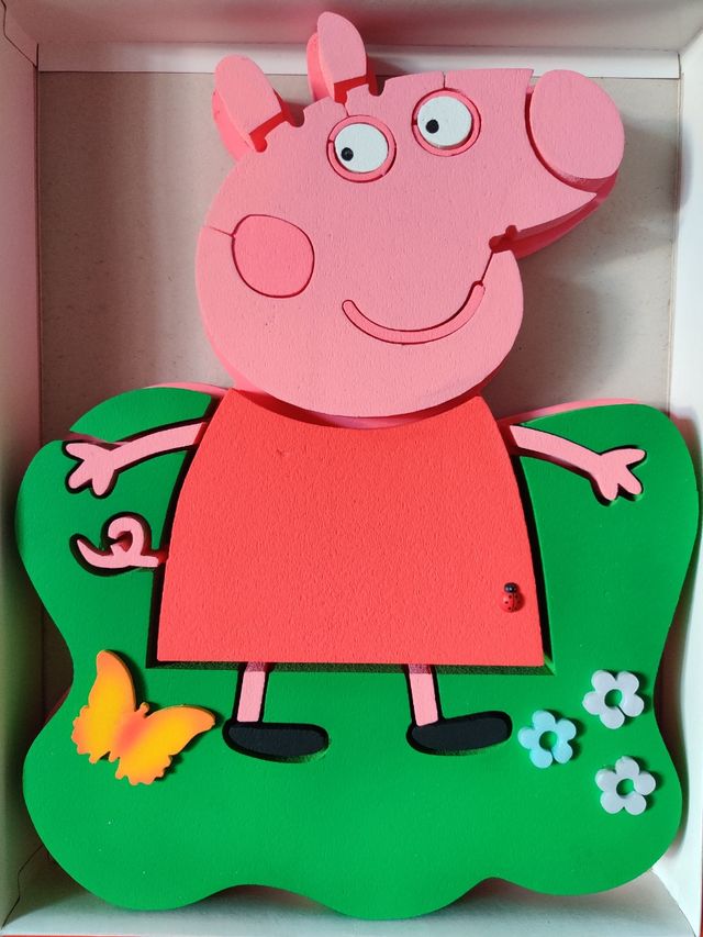 Personaggi cartoon in polistirolo