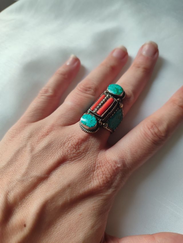 Anillo tibetano turquesa