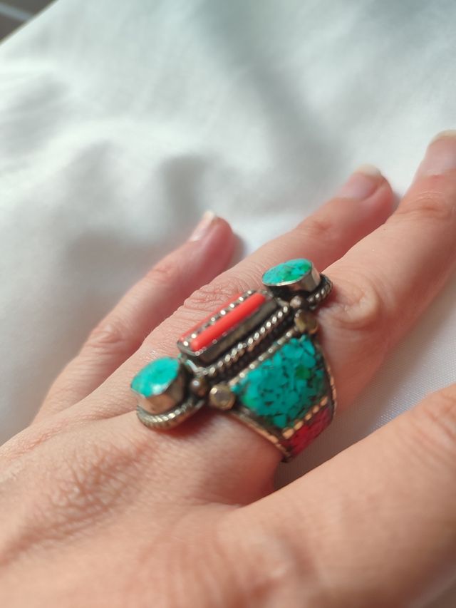 Anillo tibetano turquesa
