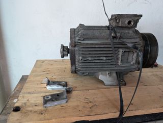 Soldadura de maquinaria industrial