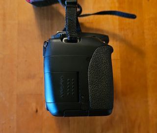 Cámara Reflex Canon T4i (EOS 650D) + accesorios