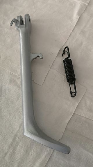Caballete lateral hyosung 