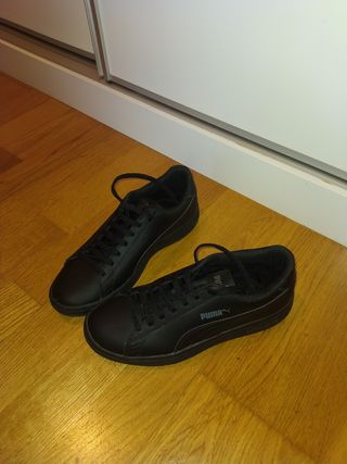 ZAPATILLAS PUMA CHICA