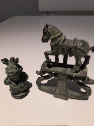 Figuras de bronce