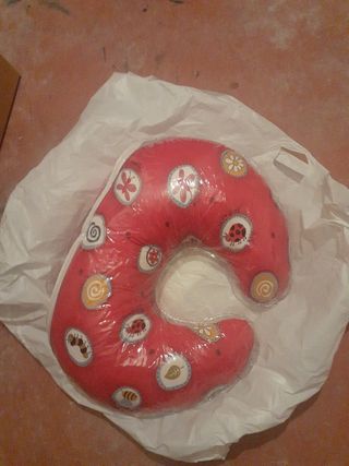 Cojín lactancia con funda