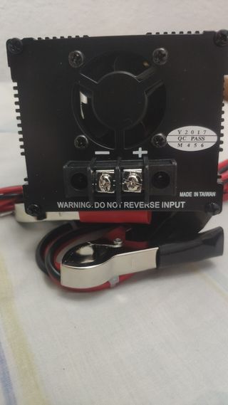 Inversor de corriente 24v a 220v