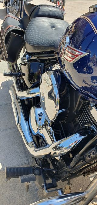 Moto Kawasaki V Classic 800