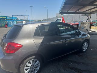 Toyota Auris 2007 en perfecto estado