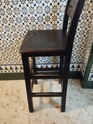 Banqueta o taburete madera maciza