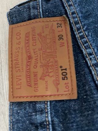 Vaqueros Levi's 501 selvedge E mayúscula W30 L32