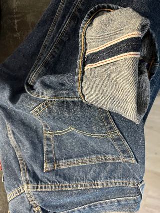 Vaqueros Levi's 501 selvedge E mayúscula W30 L32