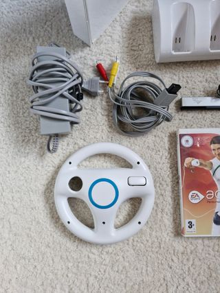 Nintendo Wii + Accessori e 3 Giochi