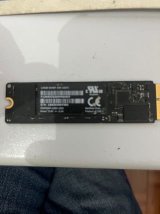 Macbook SSD de 128 gigabytes