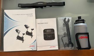 Bicicleta estática Life Fitnest C1 Track Connect