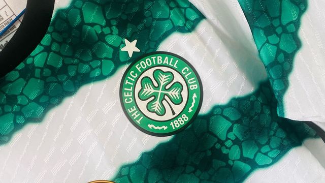 Nuova camicia celtica