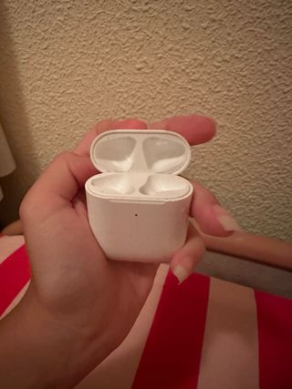Carcasa Airpods 2