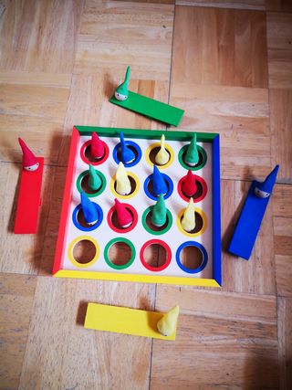 Juego gnomos saltarines